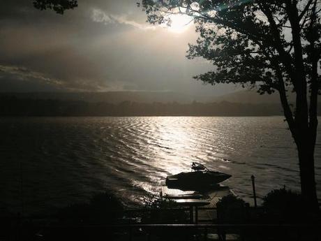 15 houseguests = 1 big party sun_shower_FeedMeDearly