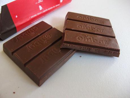 Ombar Strawberries & Cream - Raw Chocolate Bar with Bio Cultures Review