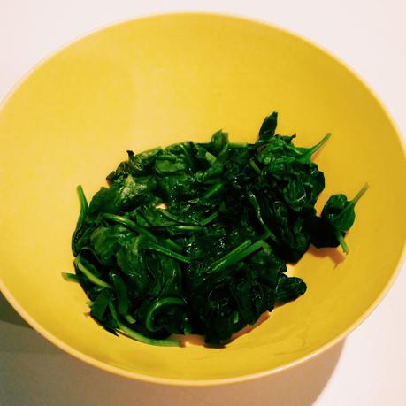 Garlic Sesame Steamed Spinach