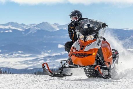 Ski Doo Renegade Adrenaline Crossover Snowmobile