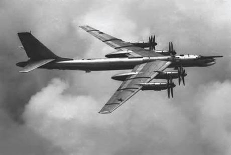 Tu-95 Bear nuclear bomber