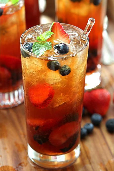 Very Berry Iced Tea with Honey Mint Syrup