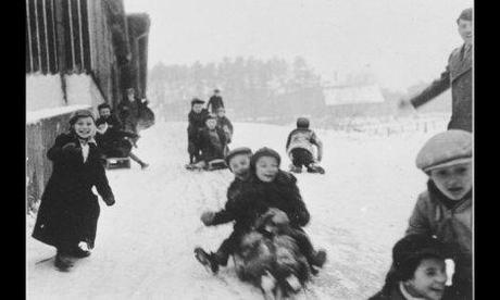 sledge 1945