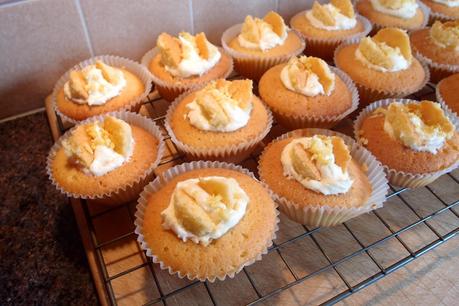 Cook with Me: Easy Lemon Cupcakes