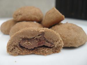 Chocolate Filled Cocoa Sandies