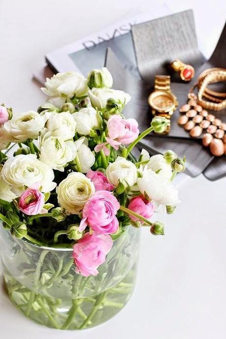 pink roses, white roses, decor, inspiration, light, home, fashion blogger