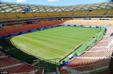 Arena da Amazônia  ~ Italy beats England - WAGs, Barmy Army and more...