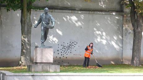 Street Art That Perfectly Fits In With Its Surroundings
