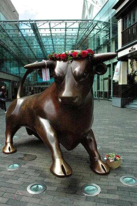 Birmingham Bullring Bull with rose flower crown