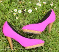 Tuesday Shoesday – Easy makeover for your shoes with High Pheels