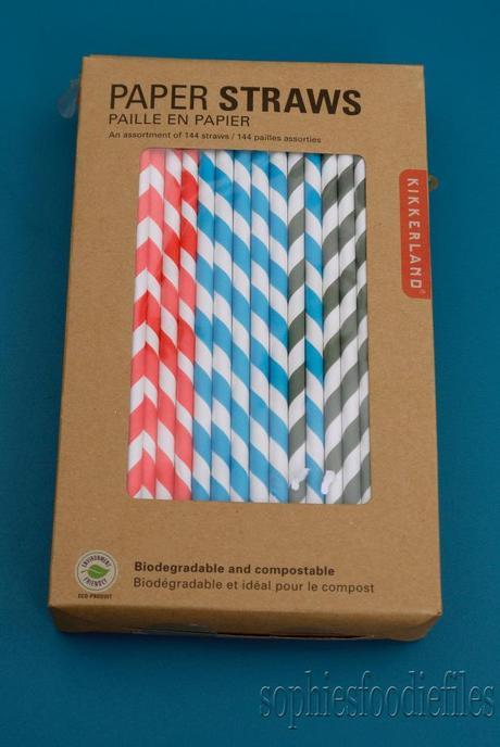 Kikkerland's beautiful multicolored paper straws!