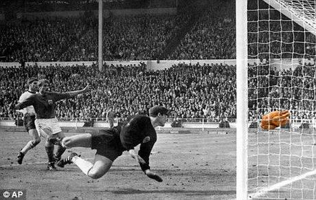 World Cup Famous Scenes – Did The Chicken Cross The Line In 1966?