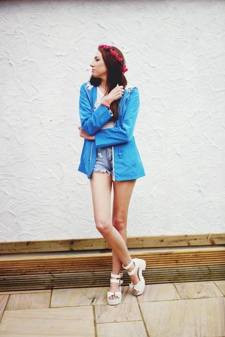 Affordable fashion blog, affordable fashion blogger, affordable fashion blog, festival rain mac, keeping dry at a festival, festival rain coat, crop top, high waisted shorts, how to style, primark summer 2014, primark summer, primark sunglasses, floral crown, cambridge fashion bloggers, cambridge bloggers, chunky sandals, cleated sole shoes, top fashion bloggers, best fashion bloggers, top uk fashion blogs, top uk fashion bloggers, best uk fashion blogs, best uk fashion bloggers, popular fashion bloggers, influential fashion bloggers, 