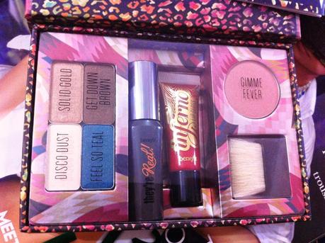 Benefit Matthew Williamson The Rich is Back Makeup Kit - Pictures