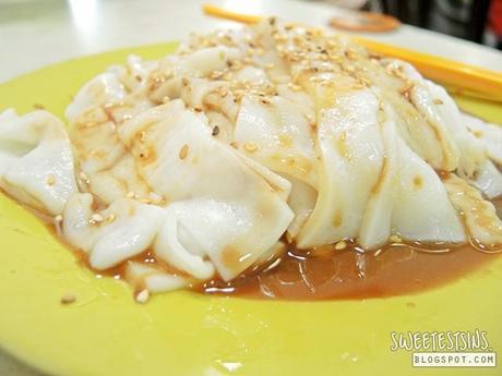 Top 5 Must Try Food in Malacca long hiang coffee shop chee cheong fun