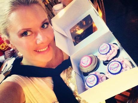 Cupcake Adventures With Flaunt!