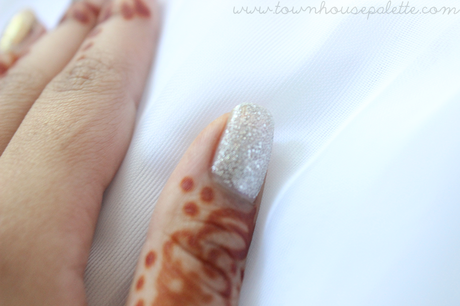 Manicure #1: Textures and Duo-Tones