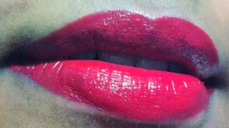 Avon Ultra Color Matte Lipsticks Matte Lilly and Matte Garnet - Review, Swatches