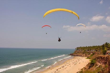 Paragliding – A Reason More To Visit Kerala