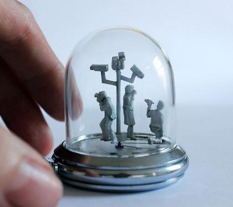 Top 10 Amazing Watch Sculptures