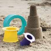 Win with Quut beach toys!