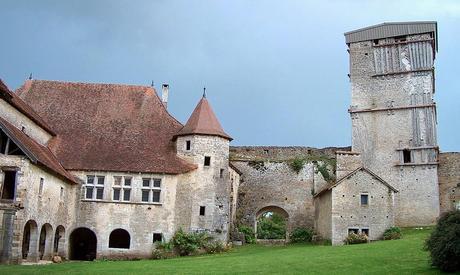 10 Stunning Castles You Should See in Eastern France