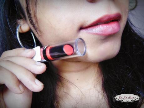 Revlon Corstay Ultimate Suede Lipstick in Designer Review,Swatches LOTD & Bloopers