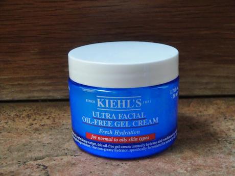 Kiehl’s Oil-free ultra facial 3 steps skin care for the oily skin