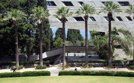 2-zaha-hadid-Issam-Fares-Institute-for-Public-Policy-and-International-Affairs-at-the-American-University-of-Beirut