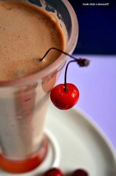 Cherry chocolate smoothie recipe | how to make cherry chocolate smoothie