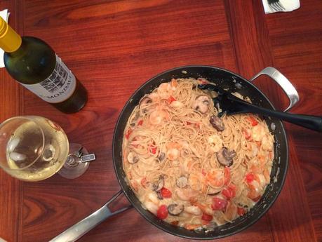 Creamy Gruyere Pasta with Shrimp, Tomatoes, and Mushrooms #CKMondaviHeroes