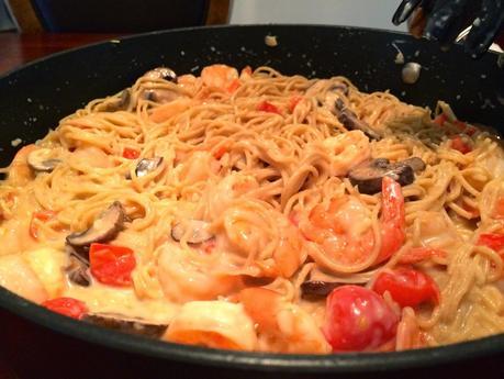 Creamy Gruyere Pasta with Shrimp, Tomatoes, and Mushrooms #CKMondaviHeroes