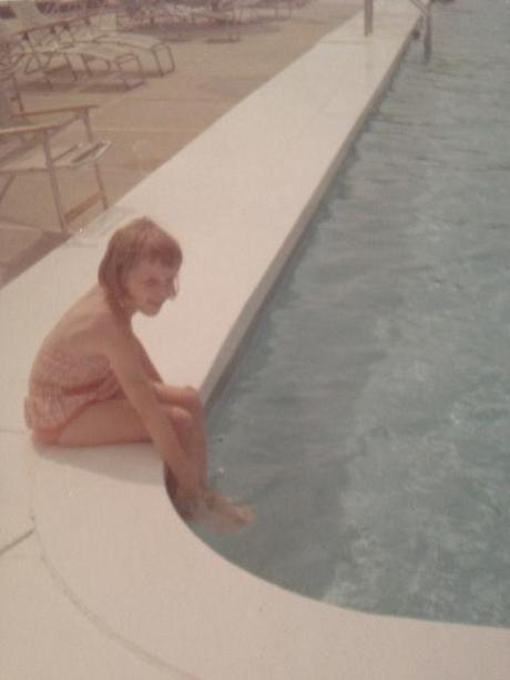 Elizabeth at the pool at the Avon Inn