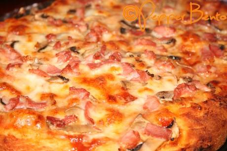 Bacon & Mushroom Barbecue Sauce Pizza