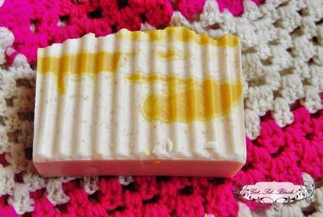 Gia Bath and Body Works Papaya Creme' Silk Soap Review