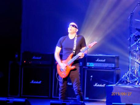 A Ripple Conversation With Joe Satriani