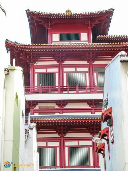 Singapore 0448 L Fantastic Singapore Architecture: Buddha Tooth Relic Temple