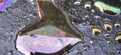 Novel Device Cleans Up Spills by Pumping Oil Through ‘Sponge’