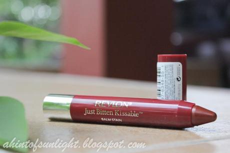 Quick Review: Revlon Just Bitten Kissable Balm Stain Adore