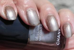 Chanel Le Vernis Swatches – neutral shades (Attraction, Frenzy, Quartz)