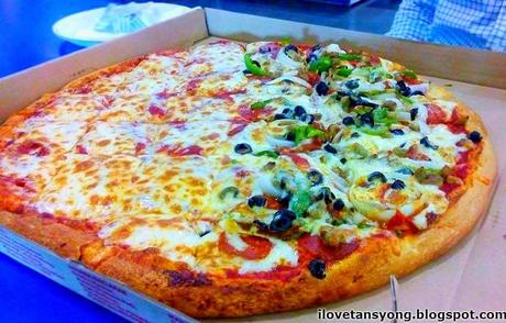 S&R : The Exclusive Shopping Center in the Metro.