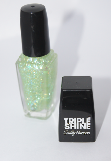 Sally Hansen Triple Shine Nail Colour REVIEW