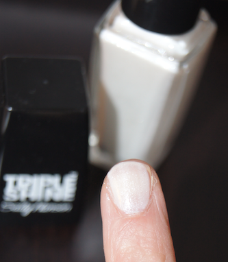 Sally Hansen Triple Shine Nail Colour REVIEW