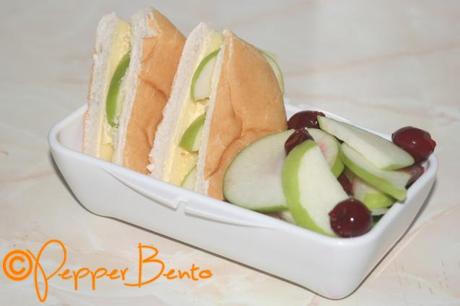 Cheese & Apple Roll Bento Lunch Box