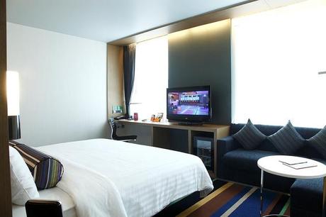 Aloft Bangkok: Hotel That Brings Urban Cool