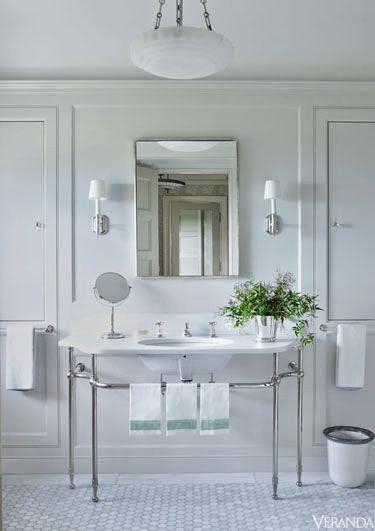Focus on Bathrooms: 30 New Designs in Whites and Creams (and One Awesome Blue One)