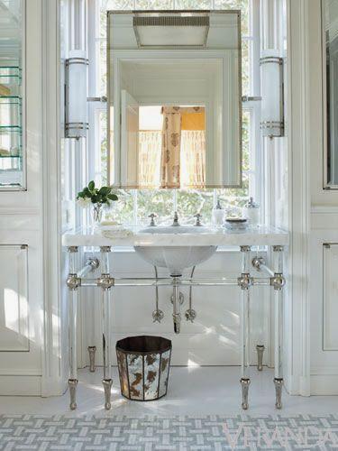 Focus on Bathrooms: 30 New Designs in Whites and Creams (and One Awesome Blue One)