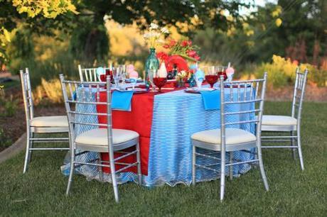 red-white-blue-wedding-table-taylor-made
