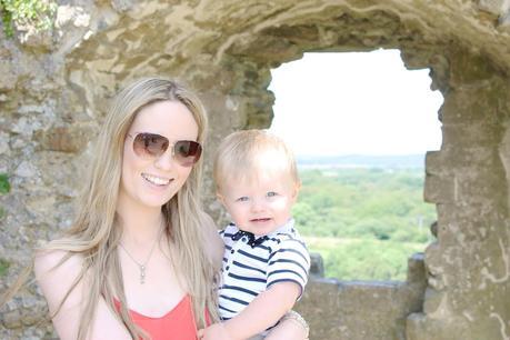 corfe castle, corfe castle ruins, corfe castle dorset, family days out