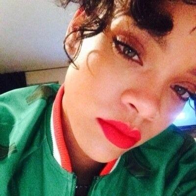 Rihanna Dines At Giorgio Baldi